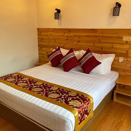 New Breeze Thoddoo Inn Exteriör bild